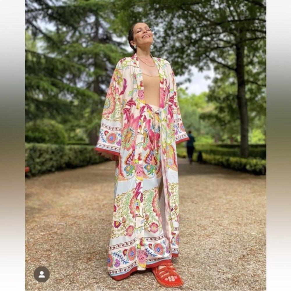 NWT Zara Floral Kimono Robe W/ Belt Sz Med